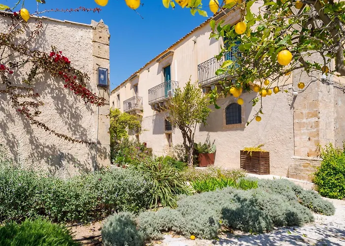 Hotel di lusso: Baglio Siciliamo Country House